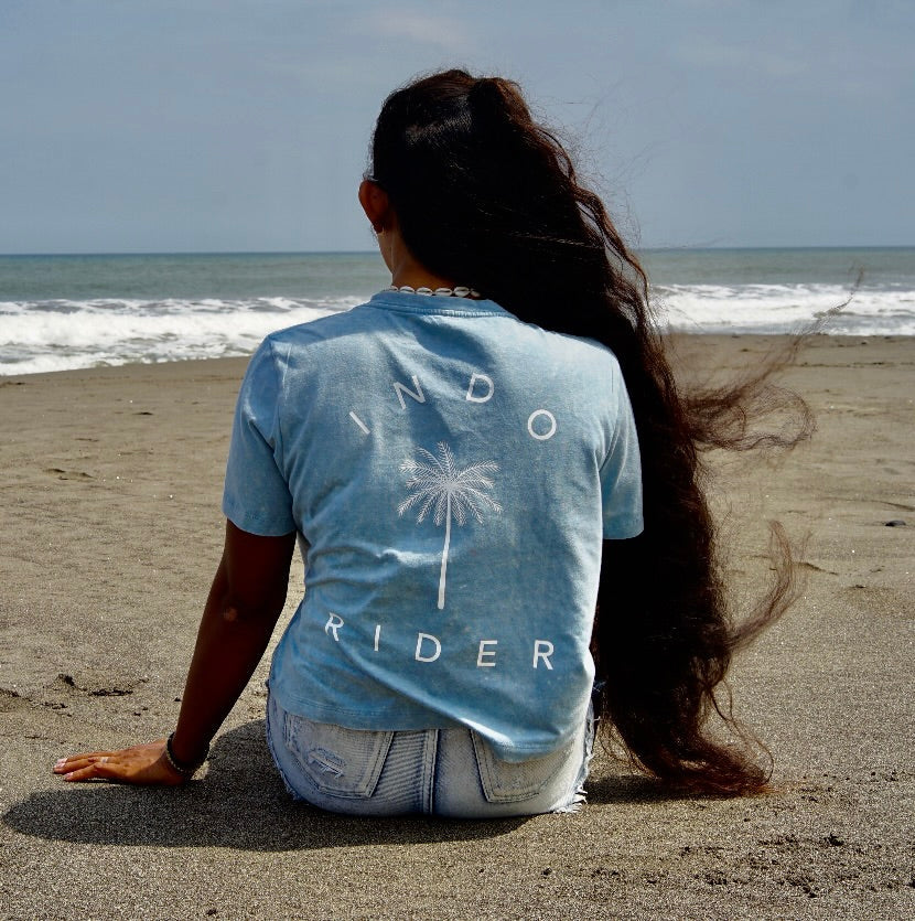 Women's organic cotton blue sand wash palm Tee shirt