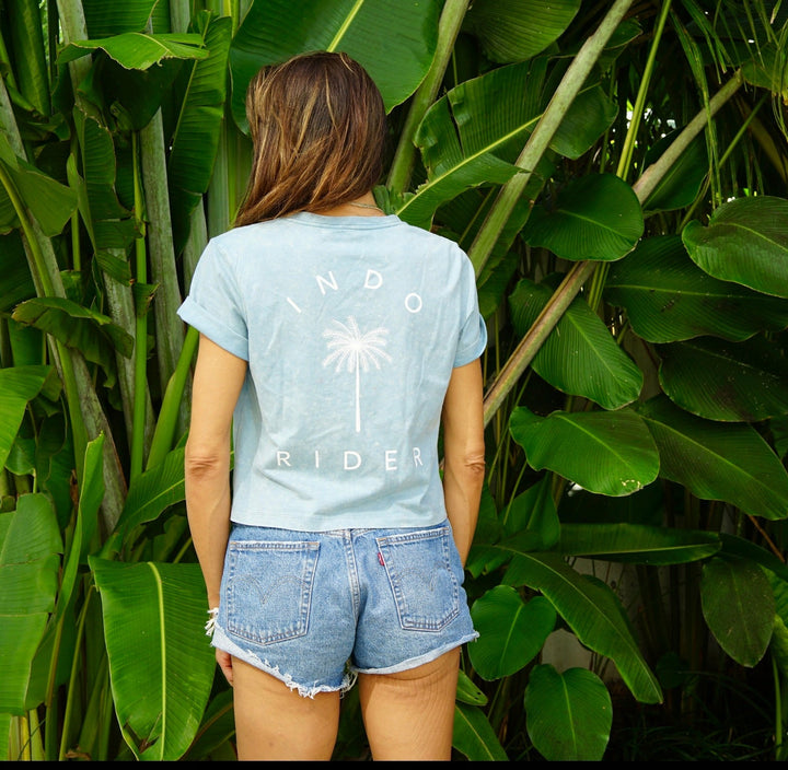 Women's organic cotton blue sand wash palm Tee shirt